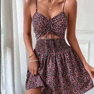 NWT SHEIN Ditzy Floral Ruched Bustier Mini Dress Size Small